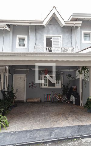 Casa de condomínio à venda com 118m², 3 quartos e 2 vagas Casa de condomínio à venda com 118m², 3 quartos e 2 vagasÁrea comum