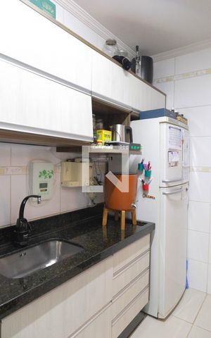 Casa de condomínio à venda com 118m², 3 quartos e 2 vagas Casa de condomínio à venda com 118m², 3 quartos e 2 vagasCozinha