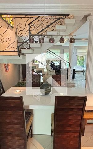 Casa à venda com 450m², 4 quartos e 3 vagas Casa à venda com 450m², 4 quartos e 3 vagasSala - Sala de Jantar