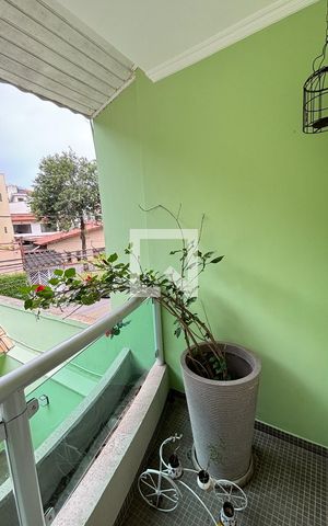 Casa à venda com 450m², 4 quartos e 3 vagas Casa à venda com 450m², 4 quartos e 3 vagasSuíte 3 Varanda