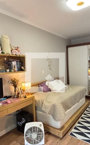 Casa à venda com 450m², 4 quartos e 3 vagas Casa à venda com 450m², 4 quartos e 3 vagasSuíte 3