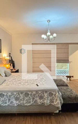 Casa à venda com 450m², 4 quartos e 3 vagas Casa à venda com 450m², 4 quartos e 3 vagasSuite 1