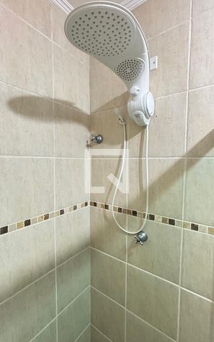 Casa à venda com 450m², 4 quartos e 3 vagas Casa à venda com 450m², 4 quartos e 3 vagasBanheiro da Piscina