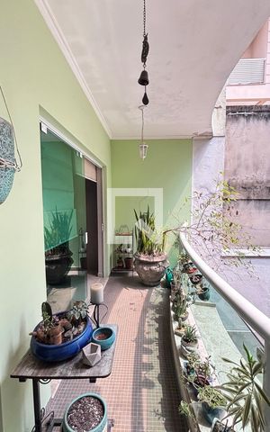 Casa à venda com 450m², 4 quartos e 3 vagas Casa à venda com 450m², 4 quartos e 3 vagasVaranda Sala - Sala de Jantar