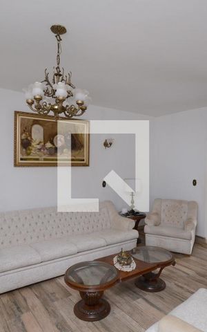Casa para alugar com 411m², 5 quartos e 4 vagasSala de TV