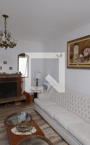 Casa para alugar com 411m², 5 quartos e 4 vagasSala de TV