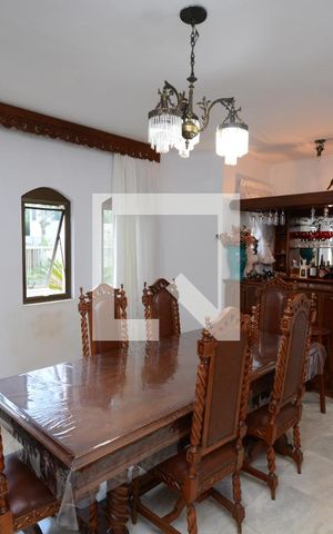 Casa para alugar com 411m², 5 quartos e 4 vagasSala de Jantar