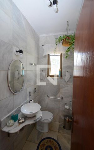 Casa para alugar com 411m², 5 quartos e 4 vagasLavabo