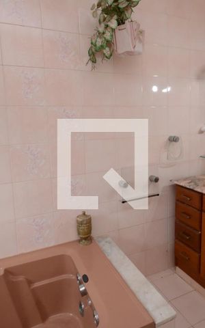 Casa para alugar com 411m², 5 quartos e 4 vagasBanheiro da Suíte 2