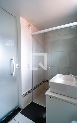 Studio para alugar com 30m², 1 quarto e sem vaga Studio para alugar com 30m², 1 quarto e sem vagaBanheiro