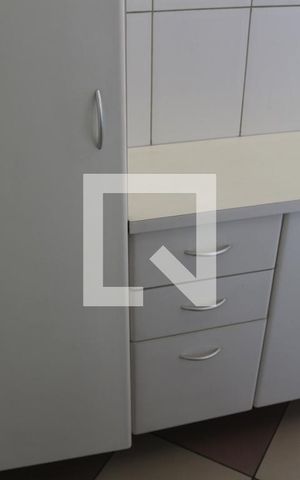 Apartamento à venda com 180m², 2 quartos e 1 vagaÁrea de Serviço