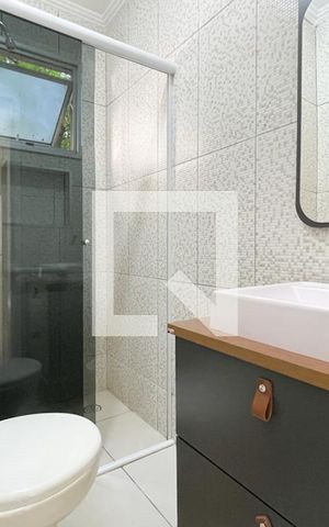 Apartamento para alugar com 48m², 2 quartos e 1 vaga Apartamento para alugar com 48m², 2 quartos e 1 vagaBanheiro Social