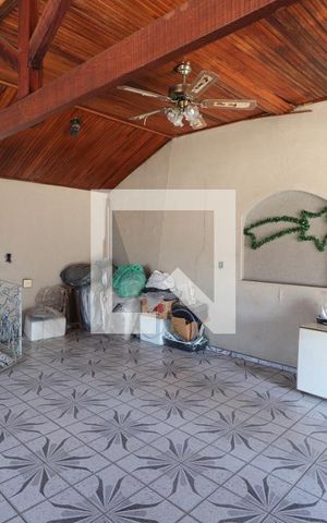 Casa à venda com 360m², 4 quartos e 2 vagasCobertura