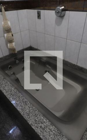 Casa à venda com 360m², 4 quartos e 2 vagasBanheiro Social