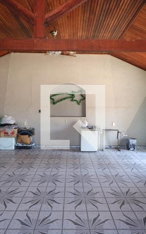 Casa à venda com 360m², 4 quartos e 2 vagasCobertura
