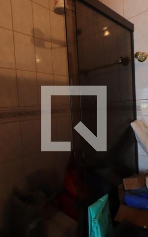 Casa à venda com 360m², 4 quartos e 2 vagasBanheiro da Suíte