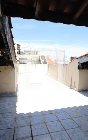 Casa à venda com 360m², 4 quartos e 2 vagasCobertura