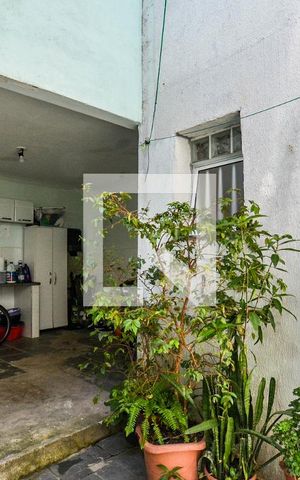 Casa à venda com 134m², 3 quartos e 2 vagas Casa à venda com 134m², 3 quartos e 2 vagasÁrea de Serviço