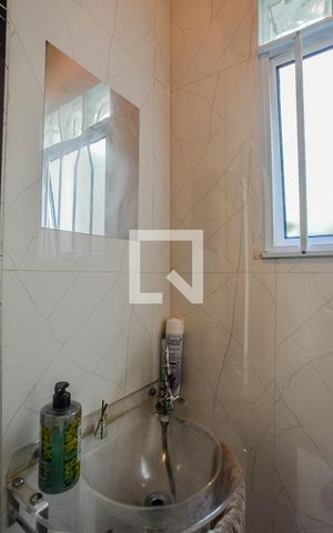 Casa à venda com 134m², 3 quartos e 2 vagas Casa à venda com 134m², 3 quartos e 2 vagasLavabo