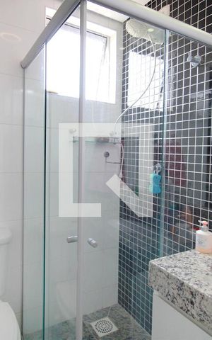 Apartamento à venda com 64m², 2 quartos e 2 vagasBanheiro da Suíte 2