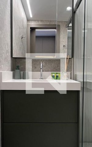 Studio para alugar com 26m², 1 quarto e sem vaga Studio para alugar com 26m², 1 quarto e sem vagaBanheiro