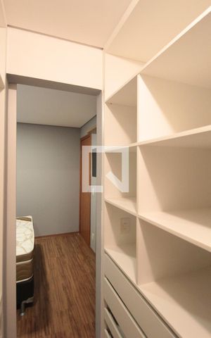 Apartamento à venda com 196m², 3 quartos e 2 vagasCloset da Suite