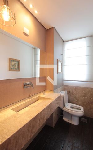 Apartamento à venda com 196m², 3 quartos e 2 vagasLavabo da Sala de TV