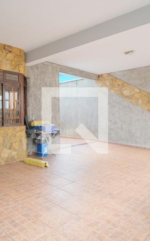 Casa à venda com 330m², 3 quartos e 4 vagasGaragem