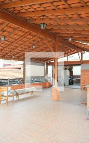 Casa à venda com 330m², 3 quartos e 4 vagasTerraço