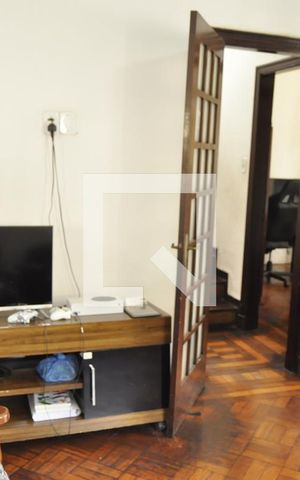Casa à venda com 227m², 3 quartos e 3 vagasSala