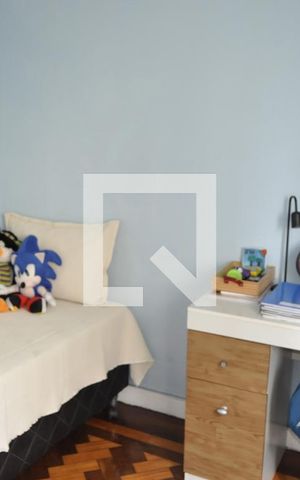 Casa à venda com 227m², 3 quartos e 3 vagasQuarto 2