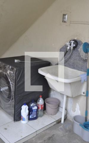 Casa à venda com 227m², 3 quartos e 3 vagasÁrea de Serviço