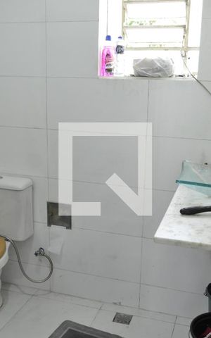 Casa à venda com 227m², 3 quartos e 3 vagasBanheiro de Serviço
