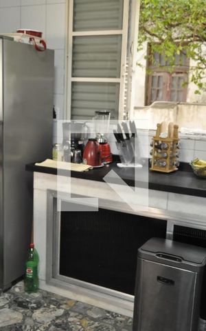 Casa à venda com 227m², 3 quartos e 3 vagasCozinha