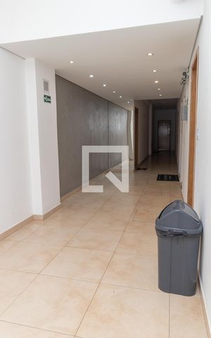 Apartamento à venda com 38m², 2 quartos e sem vagaÁrea comum