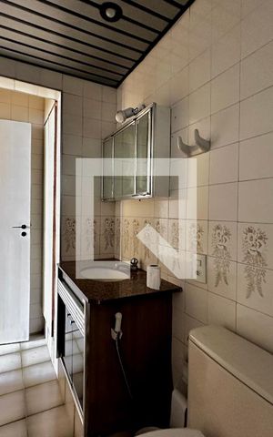 Apartamento à venda com 70m², 2 quartos e sem vaga Apartamento à venda com 70m², 2 quartos e sem vagaBanheiro