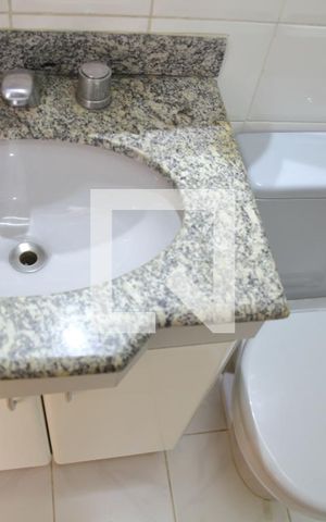 Apartamento à venda com 80m², 3 quartos e 2 vagasBanheiro Social