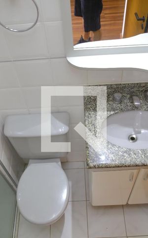 Apartamento à venda com 80m², 3 quartos e 2 vagasBanheiro da Suíte