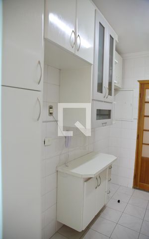Apartamento à venda com 80m², 3 quartos e 2 vagasCozinha - Armários