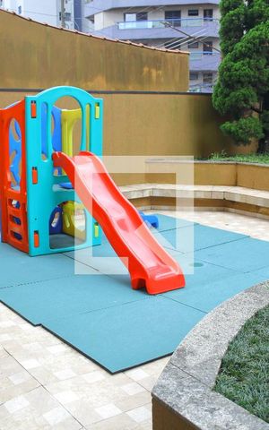 Apartamento à venda com 80m², 3 quartos e 2 vagasÁrea comum - Playground