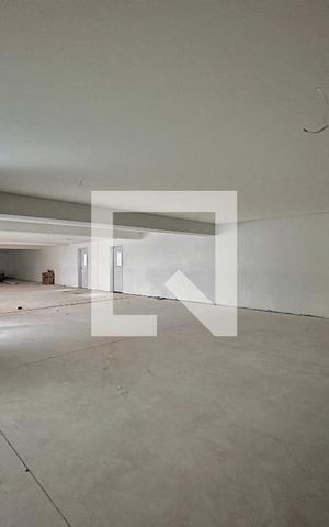 Casa de condomínio à venda com 496m², 4 quartos e 4 vagas Casa de condomínio à venda com 496m², 4 quartos e 4 vagasGaragem
