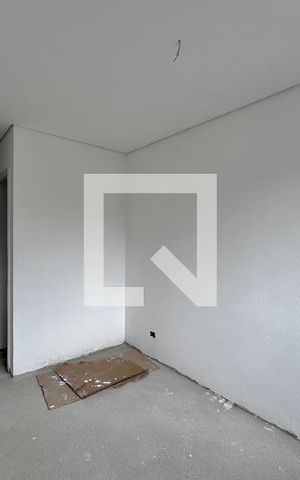 Casa de condomínio à venda com 496m², 4 quartos e 4 vagas Casa de condomínio à venda com 496m², 4 quartos e 4 vagasSuíte 3