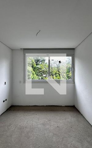 Casa de condomínio à venda com 496m², 4 quartos e 4 vagas Casa de condomínio à venda com 496m², 4 quartos e 4 vagasSuíte 4