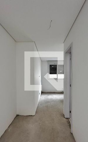 Casa de condomínio à venda com 486m², 4 quartos e 4 vagasCloset Suíte 4