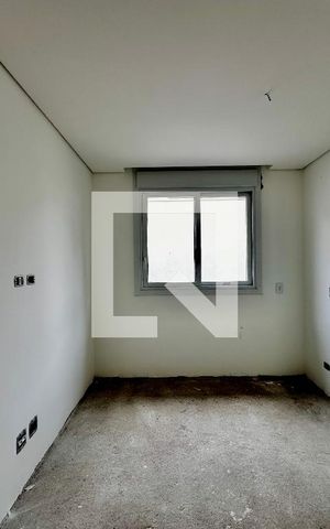 Casa de condomínio à venda com 486m², 4 quartos e 4 vagasSuíte 2