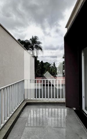 Casa de condomínio à venda com 486m², 4 quartos e 4 vagasSacada Suíte 3