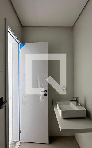 Casa de condomínio à venda com 486m², 4 quartos e 4 vagasBanheiro Suíte 1