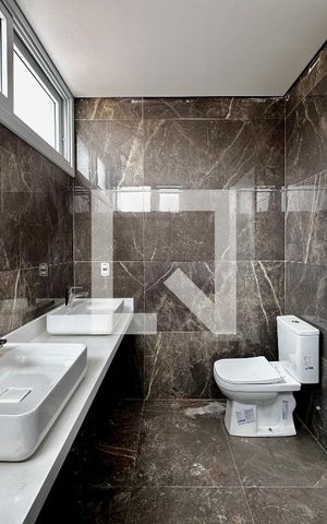 Casa de condomínio à venda com 486m², 4 quartos e 4 vagasBanheiro Suíte 3