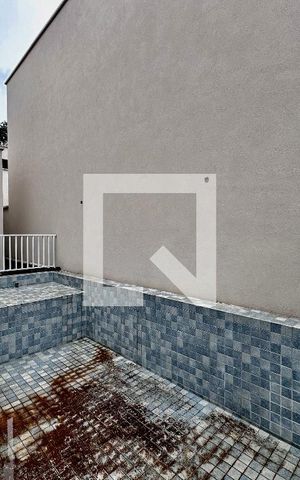 Casa de condomínio à venda com 486m², 4 quartos e 4 vagasPiscina