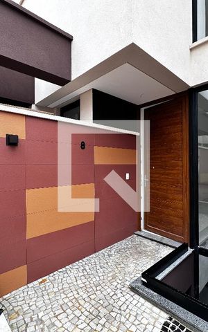 Casa de condomínio à venda com 531m², 4 quartos e 4 vagasFachada Casa